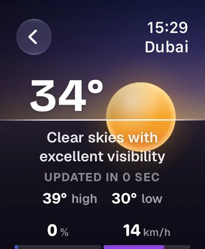 Apple Watch: Dubai, 34°, the sun on the horizon